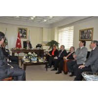 Ak Parti İzmir Büyükşehir Belediye Başkan Adayı Binali Yıldırım'dan İTB'ye ziyaret