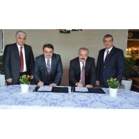 İzmir ve Rize ticaret borsaları, E-Commodity Bazaar işbirliği protokolü imzaladı