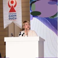 Aysel Öztezel TOBB Kadın Girişimciler Kurulu İzmir Bölge Temsilcisi oldu